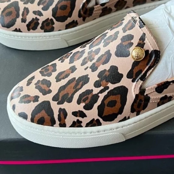 NIB [Vince Camuto] Marjetta Faux Leather Slip On Sneakers Womens Multiple Sizes! - Picture 8 of 11